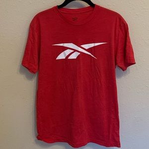 Reebok t shirt size‎ small
